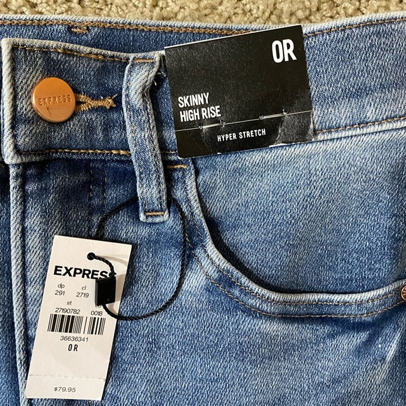 Express Ladies Raw Hem Skinny High Rise Jeans NWT - Picture 2 of 6